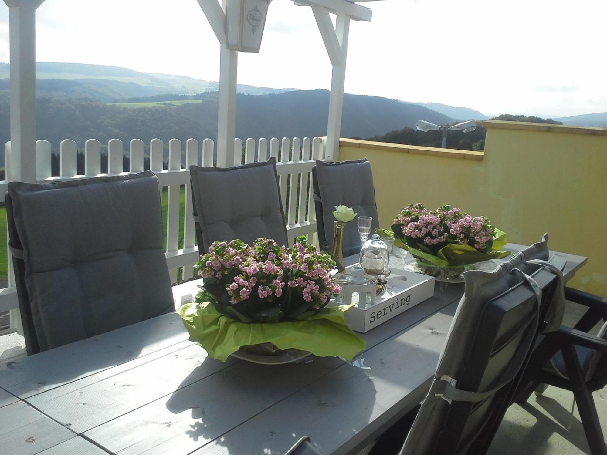 Beautiful Holidayhome With Sauna And Terrace Harscheid Bagian luar foto